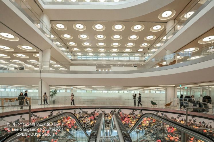 한국앤컴퍼니, 본사 사옥 일반 공개…테크노플렉스 '오픈하우스'