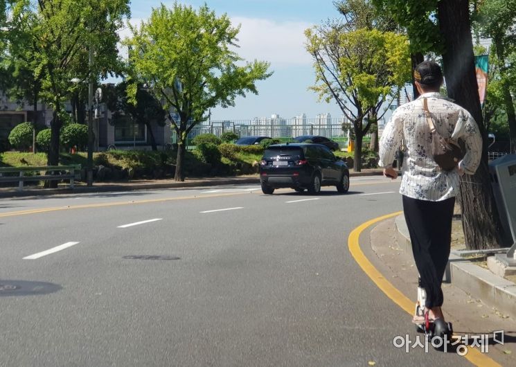 '전동킥보드' 쏙 빼고 '넘어져 다쳤다'…274만원 실손 받자, 대법 "사기·기망행위"