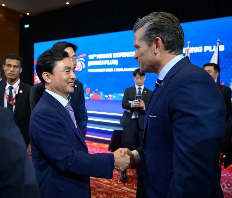 韓美 국방장관, 오늘 JSA 방문…대북메시지 관심