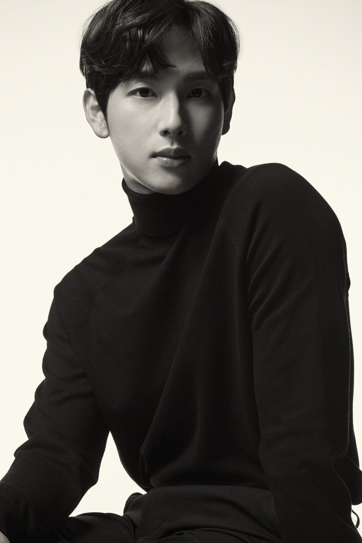Actor Im Siwan Signs Exclusive Contract with The Black Label