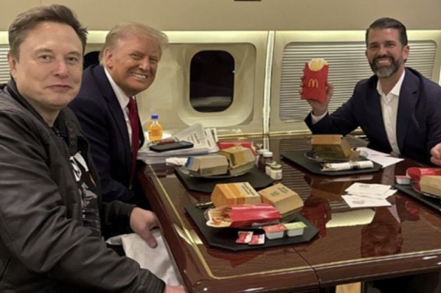 한국와서 치킨 먹은 젠슨 황 어쩐지…美 실리콘밸리에 단골 '치킨집' 있다는데