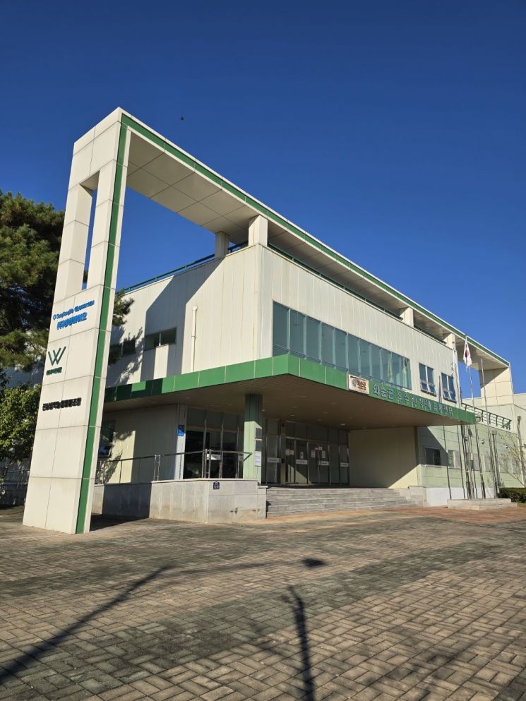 화순군, '우수한약재 유통지원센터' 약초산업 거점