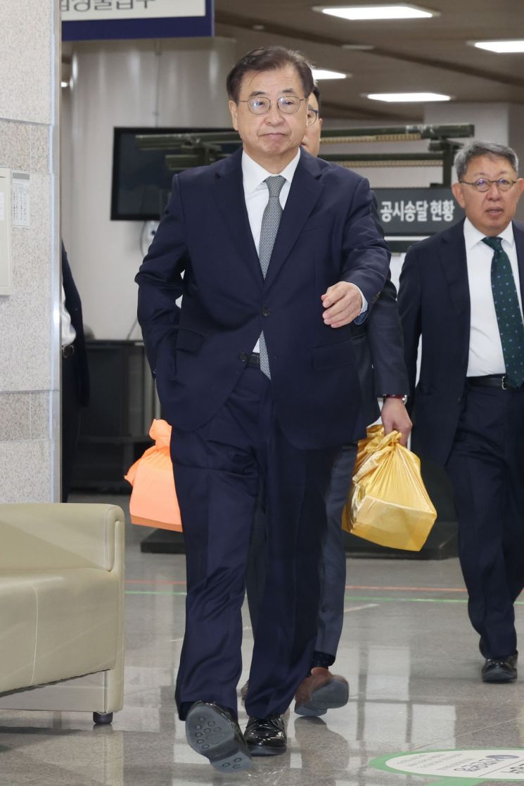 '서해피격 은폐' 서훈 징역 4년·박지원 징역 2년 구형…내달 1심 선고(종합)