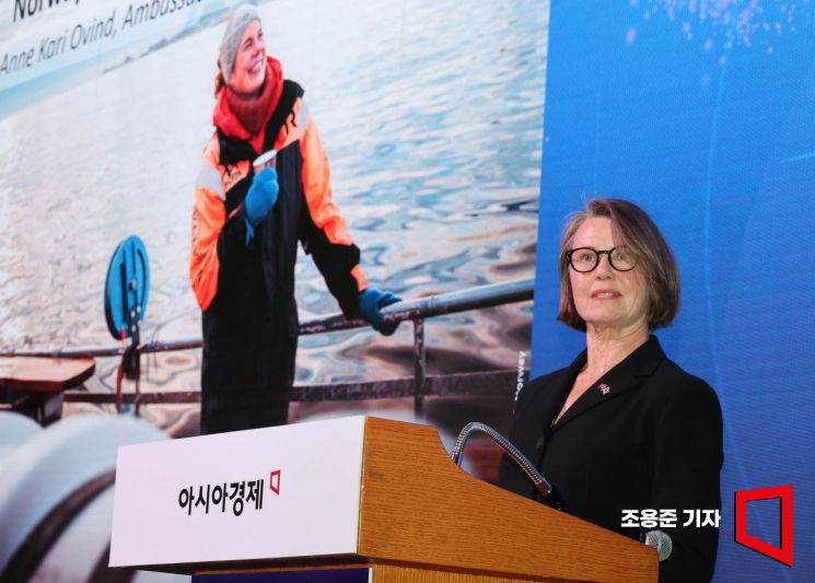 [포토] 주한 노르웨이 대사, 여성리더십포럼 기조강연