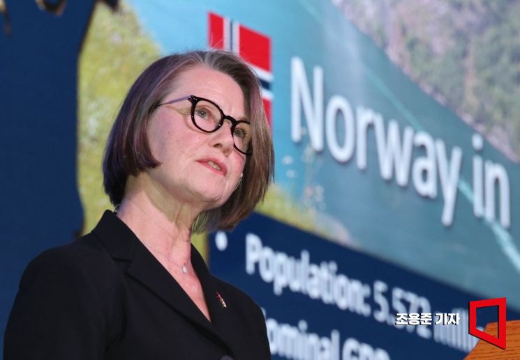 [2025 여성포럼]'평등'에서 '전략'으로...노르웨이가 보여준 포용의 힘 - 뉴스 썸네일 이미지