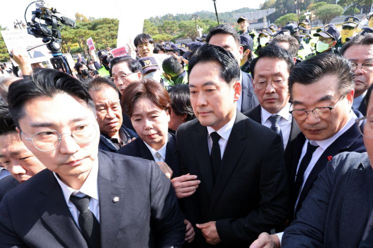 광주 5·18 묘지참배 무산 장동혁 "진정성 갖고 끝까지 노력"