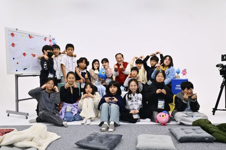 이병선 속초시장, 미래 세대와 소통…소야초 4학년들과 격의 없는 대화