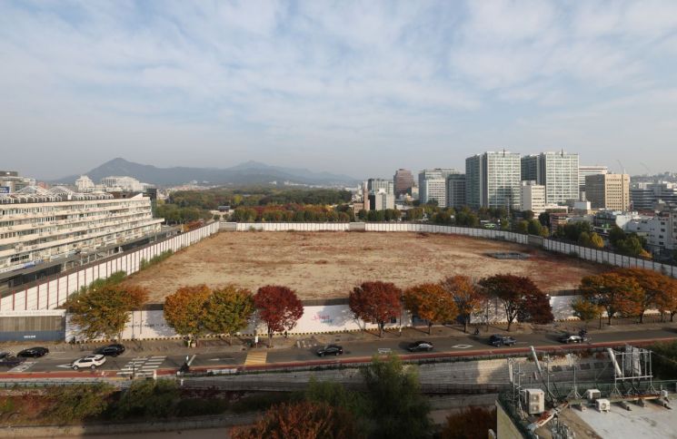 Front view of Jongmyo Shrine in Seoul. Photo by Yonhap News