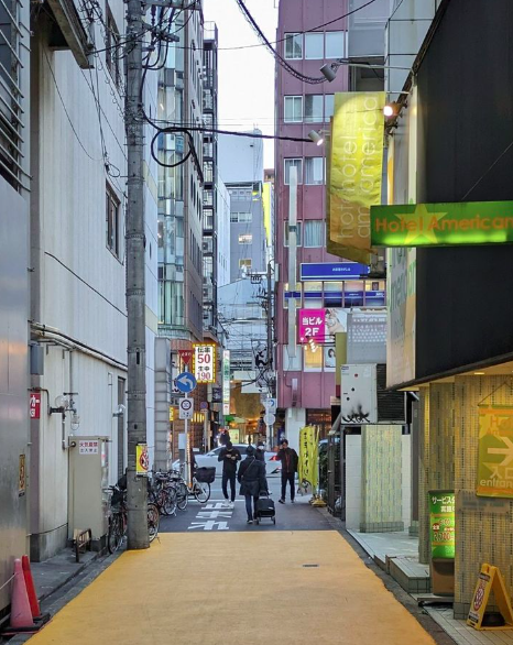 오사카 홍등가. SCMP.