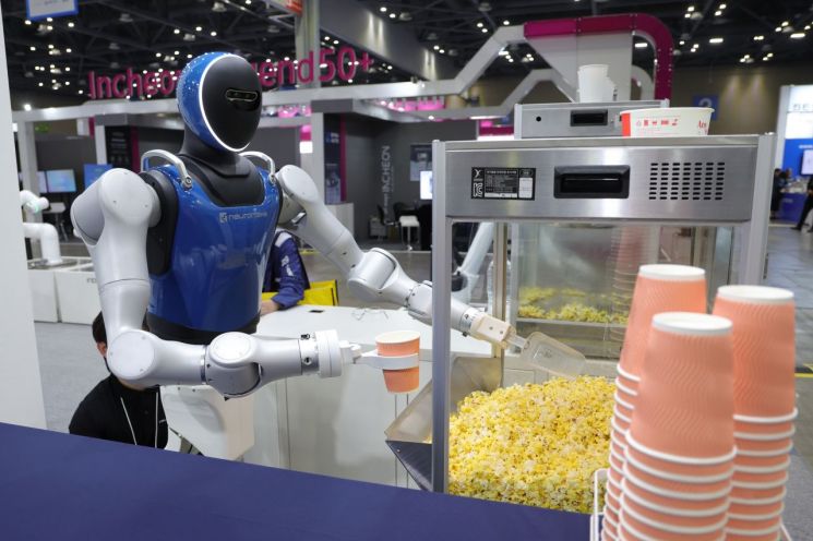 China Puts Everything on the Line to Secure Physical AI Data... Korea Still at the Starting Line