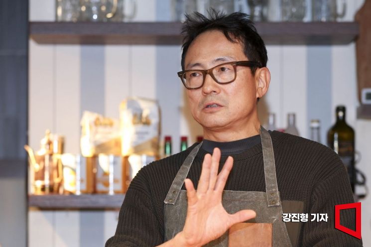 [김대식·김혜연의 AHA]AI 시대, 사람이 만든 음식을 먹는다는 것