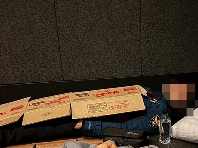 "찬밥 먹고 박스 덮고…감방도 이것보단 낫겠다" APEC 투입된 경찰의 토로