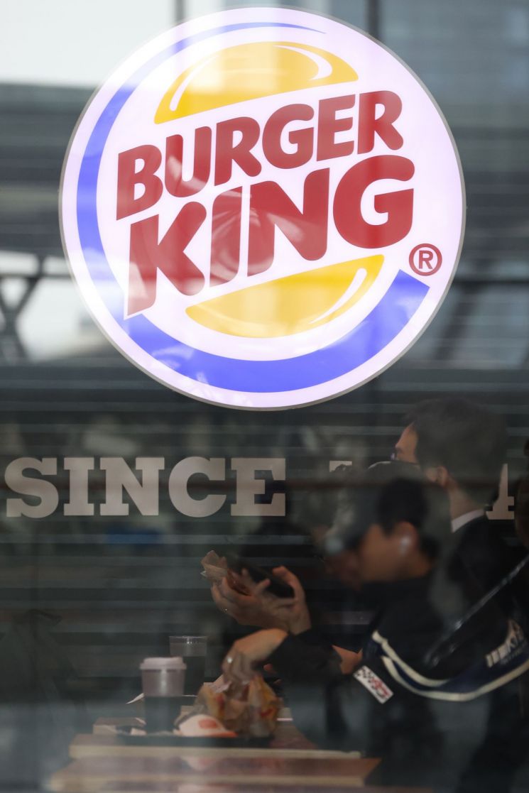 골드만삭스, 일본 버거킹 인수…버거 시장 2위 노린다