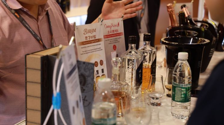 "큰 장 섰다"…주세 전면 폐지한 홍콩, 韓은 존재감도 없네 [르포][아시아酒허브]①