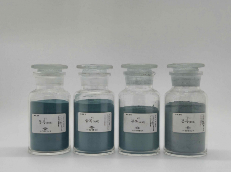 전통 안료 '동록' 100년 만에 복원…춘천 청평사 회전문 단청에 첫 적용