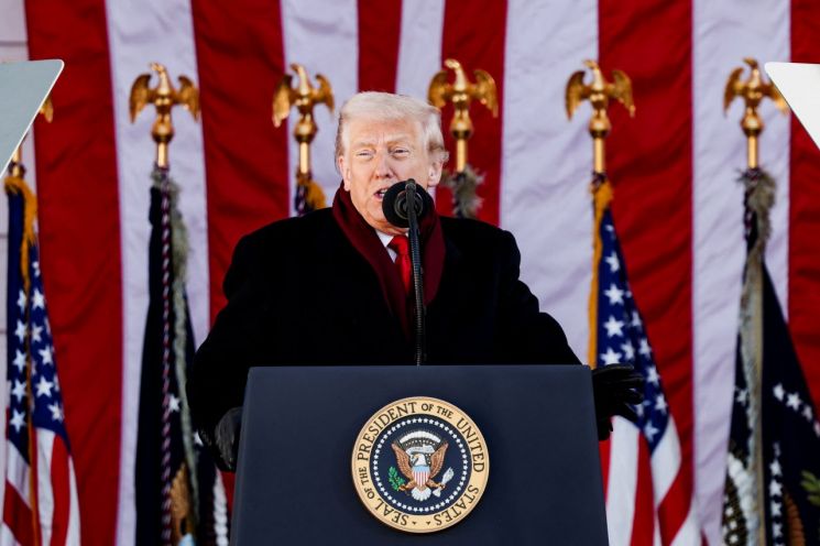 美 셧다운 종료 임박…트럼프 "민주당 상대로 크게 승리"