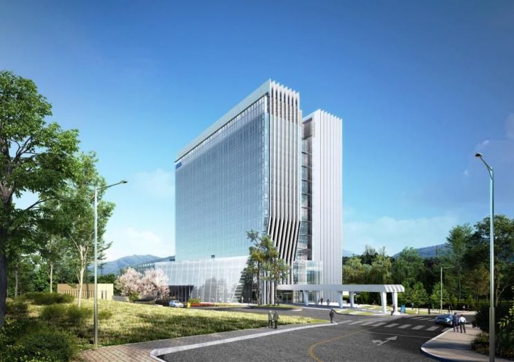 '亞 반도체 기술 거점' ASML 화성 신사옥 완공…삼성·SK의 차세대 공정 실험실로