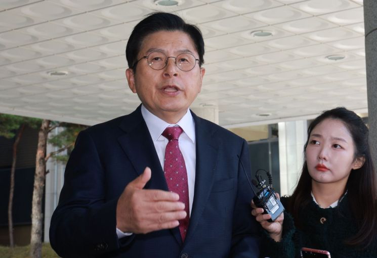 ‘내란 선동 혐의’ 황교안, 내란특검 조사서 ‘진술거부권’ 행사