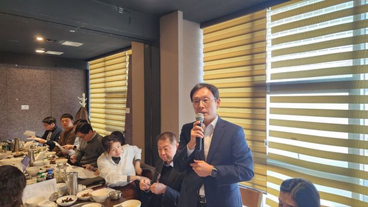 국토부 "규제지역 지정절차 적법…이르면 금주 보완책"