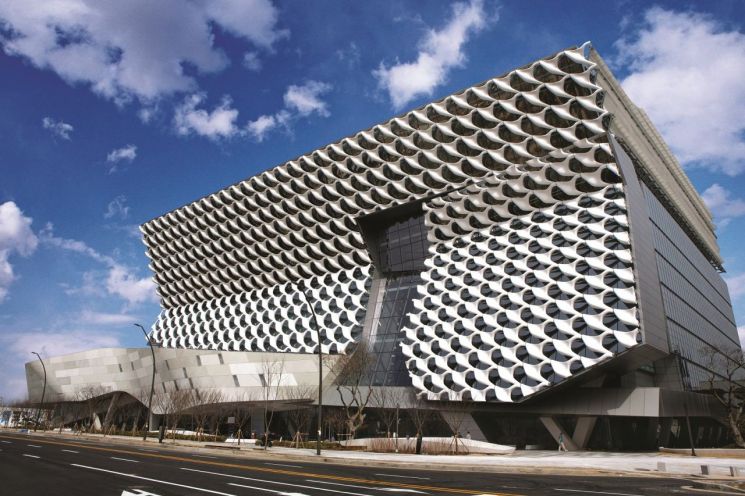 코오롱인더, 3분기 영업익 269억원…전년比 12.8%↓