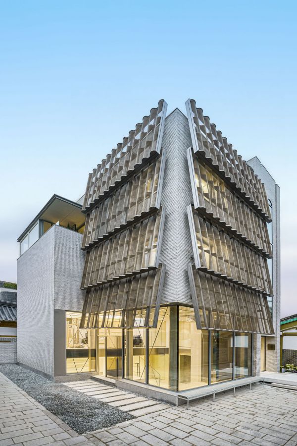 30돌 맞은 신원 '지이크' 서촌에 첫 플래그십 스토어