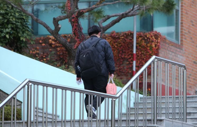 "수험표 깜박했어요" … 발 동동 수험생에 경남경찰 신속 도움