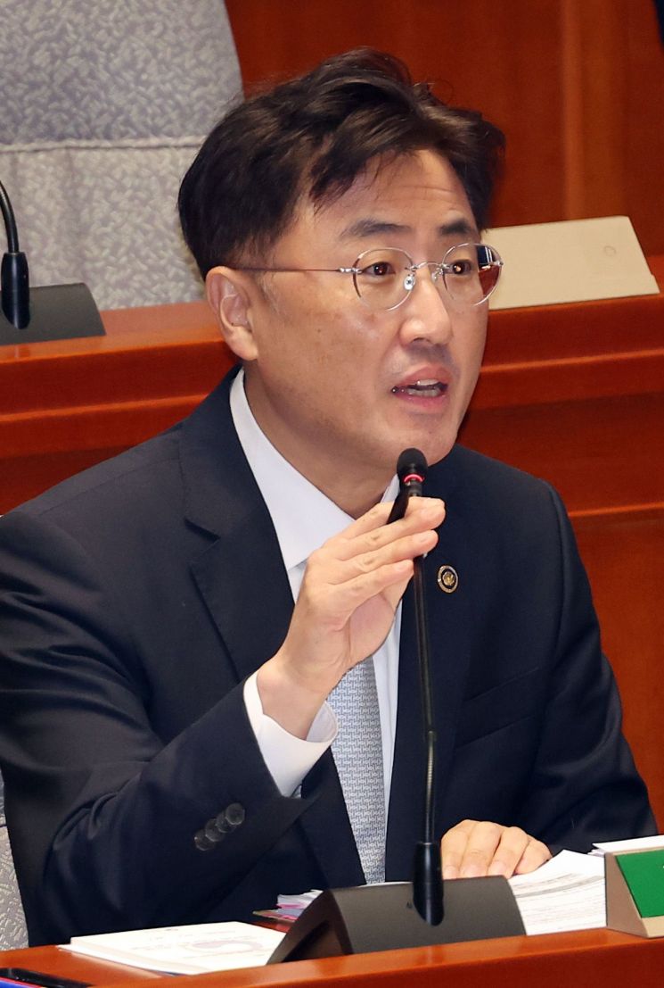 [단독]이진수 법무차관 "'윗선' 수사지휘권 의지 완강했다"