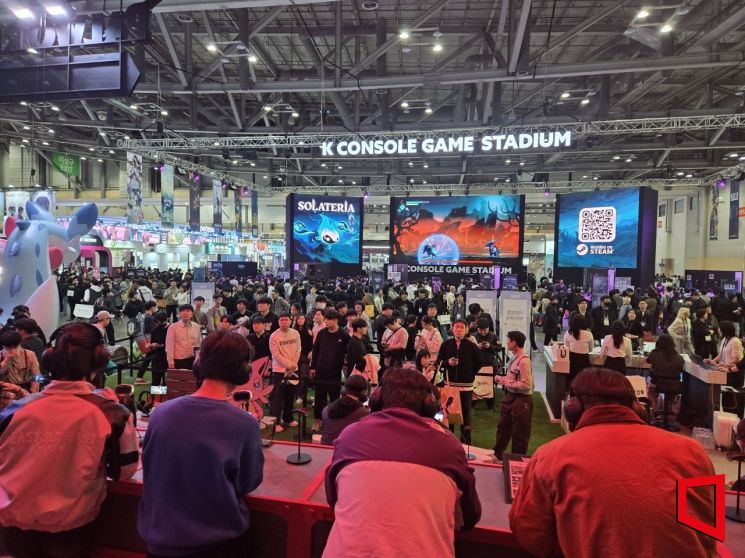 부활 꿈꾸는 '엔씨' 등 신작 대방출…뜨거운 지스타 열기