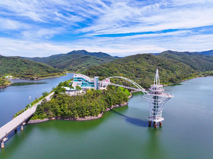 김돈곤 청양군수, 칠갑타워로 청양 관광 새시대 열다