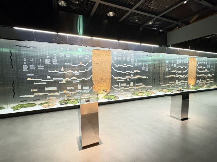 10만 년 전 구석기 문화 엿보는 '뗀석기 in 용호동'전시