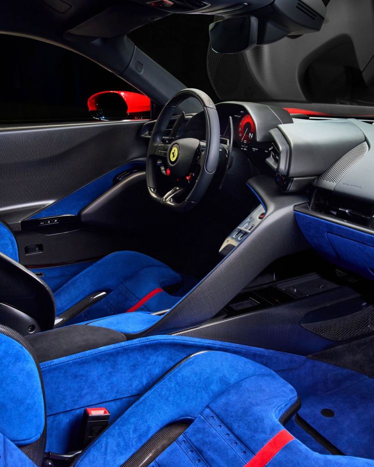 페라리가 14일 서울 중구 반얀트리 클럽 앤 스파에서 849 테스타로사(849 Testarossa)를 국내 최초 공개했다. 페라리