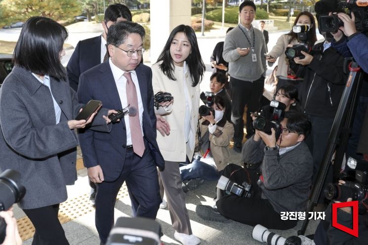 [포토] 사의 표명한 노만석 검찰총장 권한대행