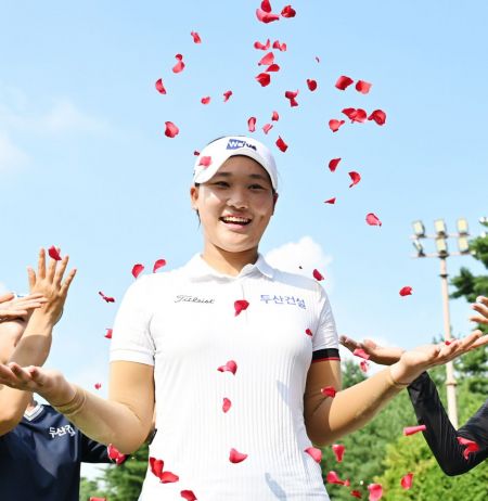 KLPGA 투어, 5세나 젊어졌다…평균연령 23.48세