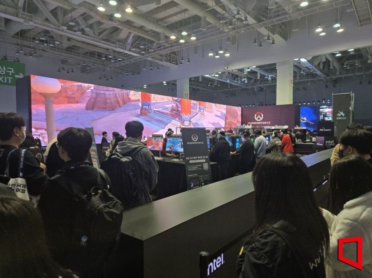 14일 부산 벡스코에서 열린 '지스타 2025' 제2전시장 블리자드 '오버워치2' 부스 모습. 노경조 기자