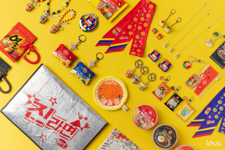 아이디어스, 오뚜기 라면 IP 활용한 핸드메이드 19종 출시 - 뉴스 썸네일 이미지