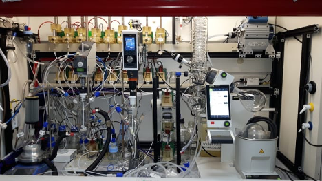 실험용 켐퓨터. 글래스고 대학교 홈페이지