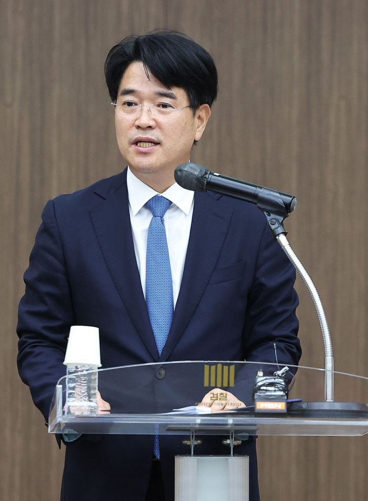 박재억 수원지검장이 지난 7월29일 경기도 수원시 영통구 수원검찰청사에서 열린 취임식에서 취임사를 하고 있다. 연합뉴스