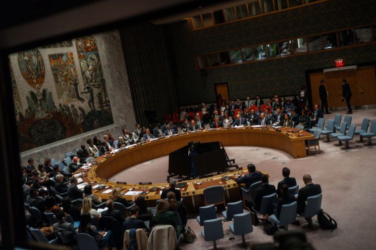 UN Security Council Adopts Resolution Supporting Trump’s Gaza Peace Initiative