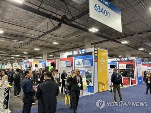 세계 최대 가전·IT 전시회 'CES 2024' 한국관의 모습. 연합뉴스.