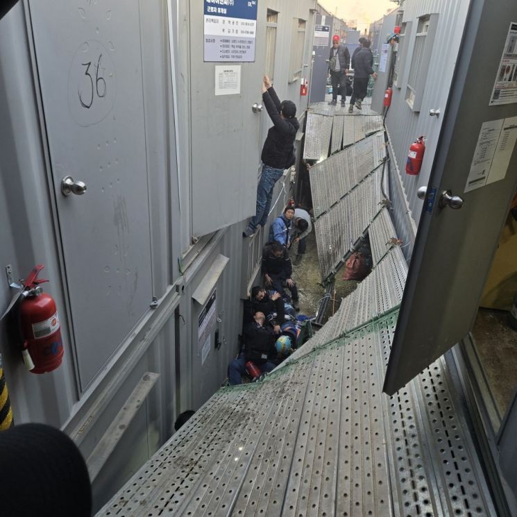 발판 붕괴 사고가 발생한 울산 울주군 '샤힌 프로젝트 패키지1' 현장. 민주노총 전국플랜트건설노조 울산본부