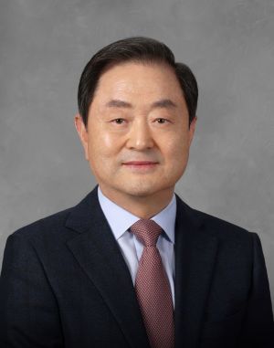 신용문 한국금형산업협동조합 이사장. 한국금형산업협동조합