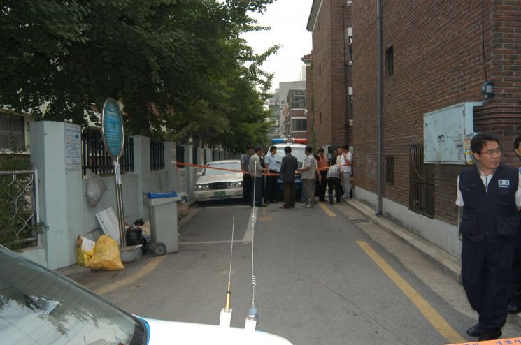 서울 양천구 신정동 연쇄살인 1차 사건 범행 당시 현장. 서울경찰청