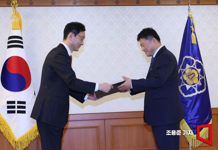 [포토] 김정민 변호사, 헌번존중 정부혁신 TF 자문단 위촉