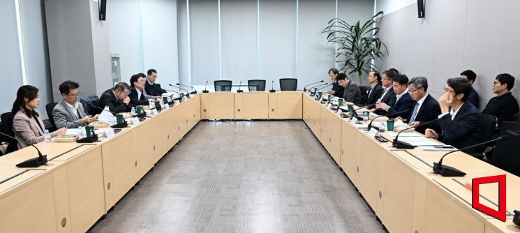 서울시-국토부 실무협의체 첫 회의…국토부에 '주택공급 규제 완화' 요청