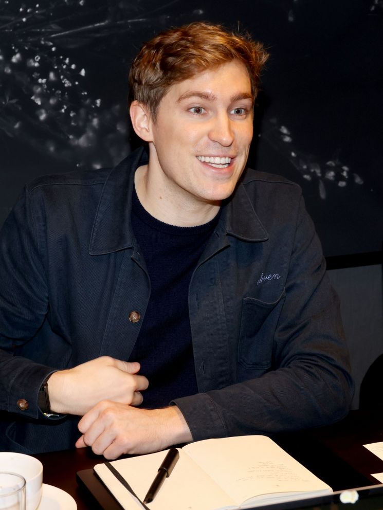 마티 스타니셰프스키 일레븐랩스 공동창업자 겸 최고경영자(CEO)가 21일 서울 서초구 JW메리어트 호텔에서 아시아경제와 인터뷰를 하고 있다. 일레븐랩스 제공