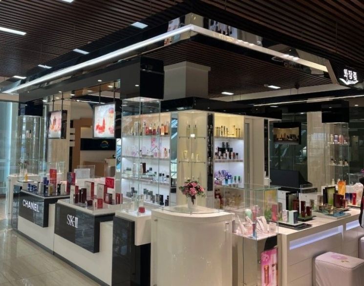 북한 대성백화점 내부. 샤오홍슈