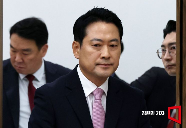 국민의힘 장동혁 대표는 3일 12·3 비상계엄 1년을 맞아 밝힌 입장문에서 "의회 폭거에 맞서기 위한 계엄"이었다고 말했다. 김현민 기자