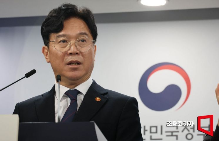 800만명 프리랜서·라이더 등 부당해지 제한…정부 '일하는 사람 기본법' 추진