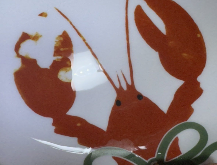 써브웨이가 겨울 한정으로 출시한 '랍스터 샌드위치 컬렉션' 굿즈 접시가 지워진 모습. 엑스(X, 옛 트위터) 캡처