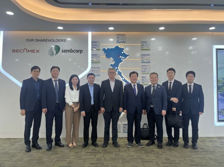 "中企 베트남 생산거점 진출 지원"…중진공, VSIP와 맞손